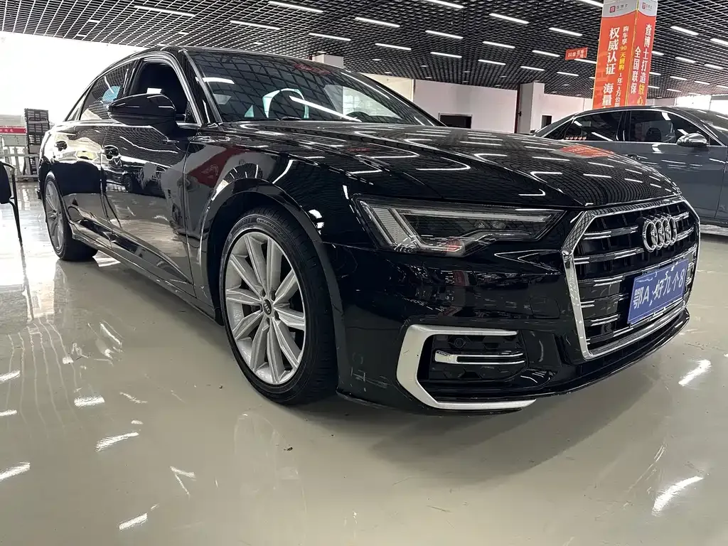 Audi A6L — фото 10