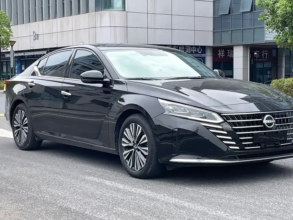 Nissan Teana — фото 9