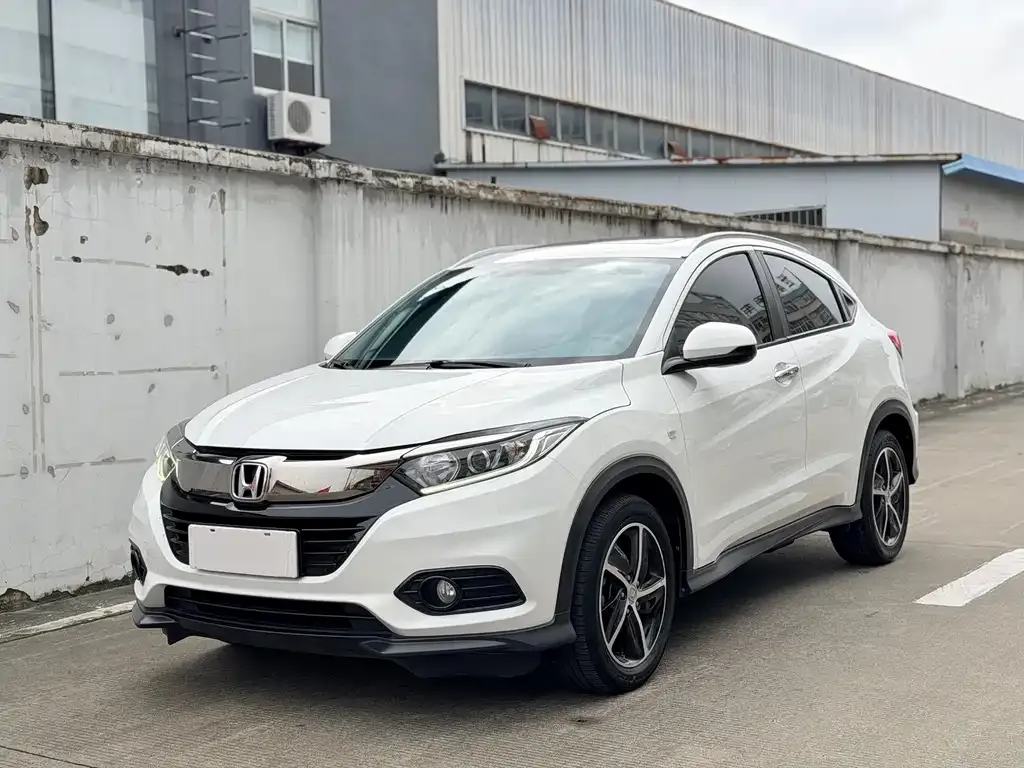 Honda Vezel — фото 1