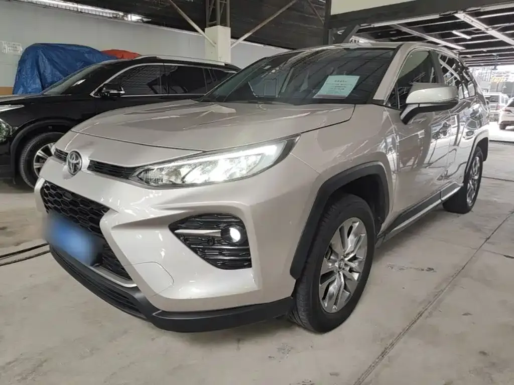 Toyota Wildlander — фото 1