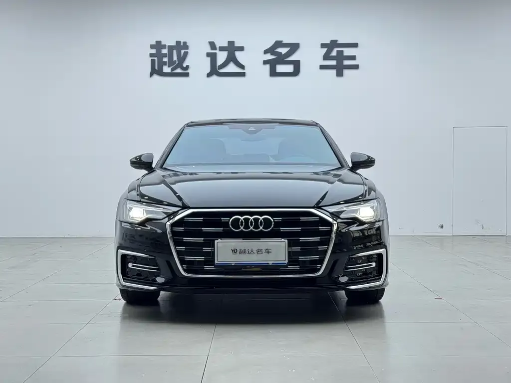 Audi A6L — фото 10