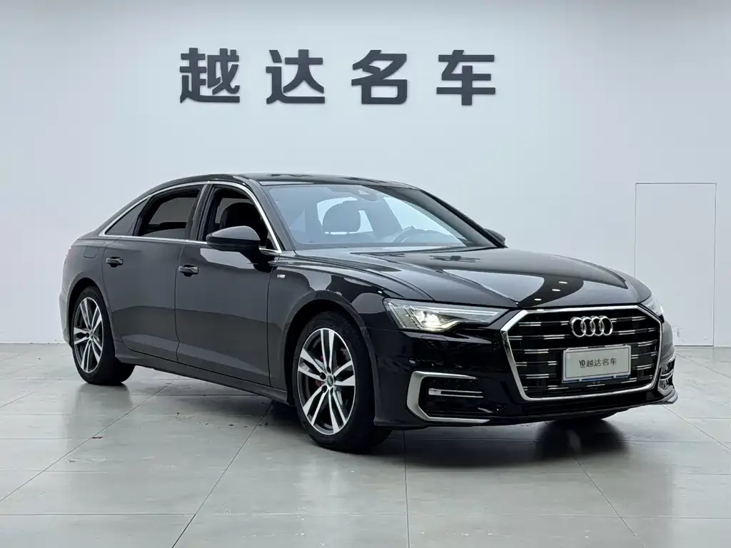 Audi A6L — фото 2