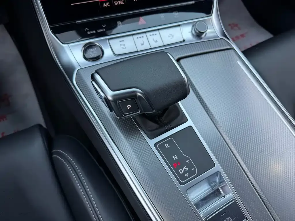 Audi A6L — фото 3
