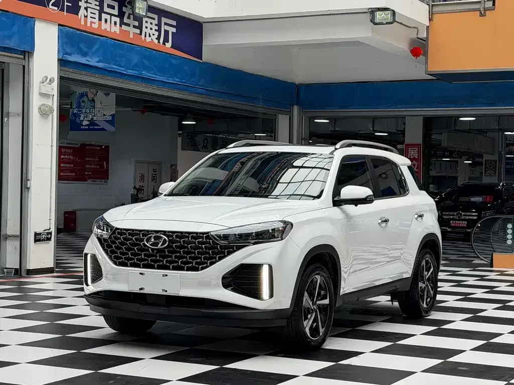 Hyundai ix35 — фото 1