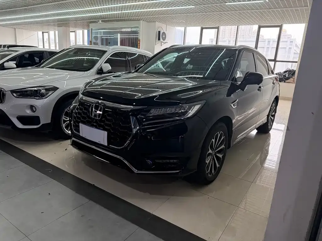 Honda UR-V — фото 1