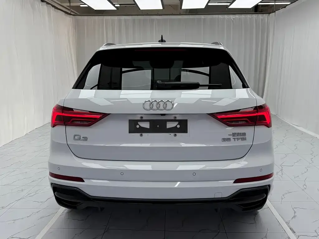 Audi Q3 — фото 4
