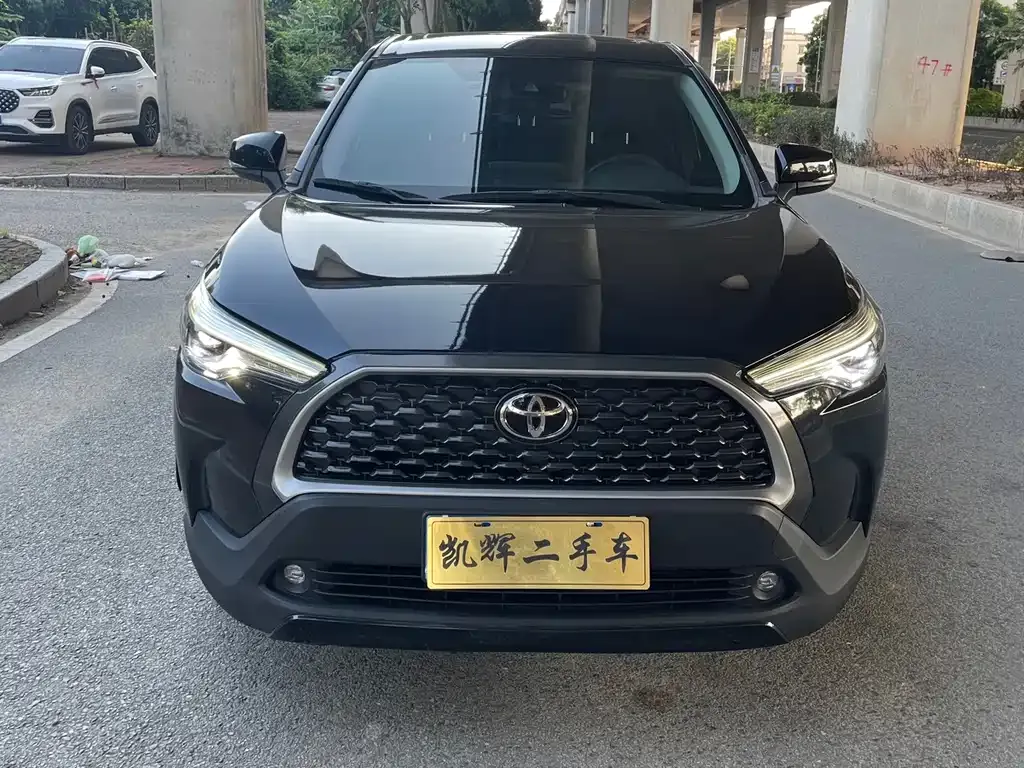 Toyota Corolla Cross — фото 4