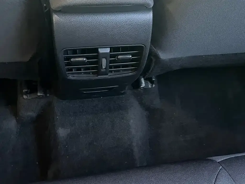 Toyota Corolla Cross — фото 3