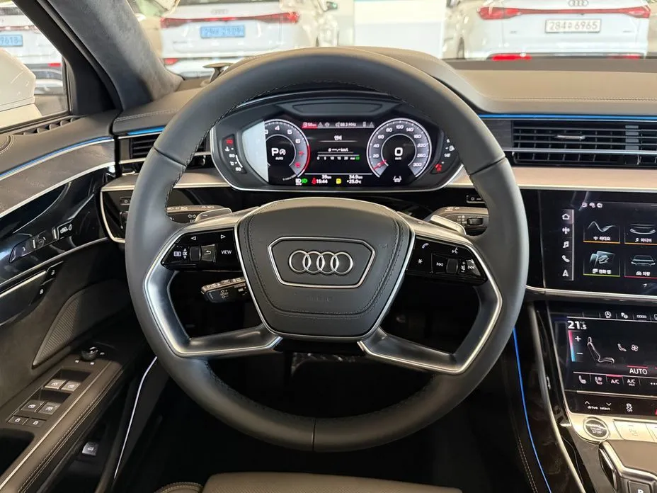 Audi A8 — фото 4
