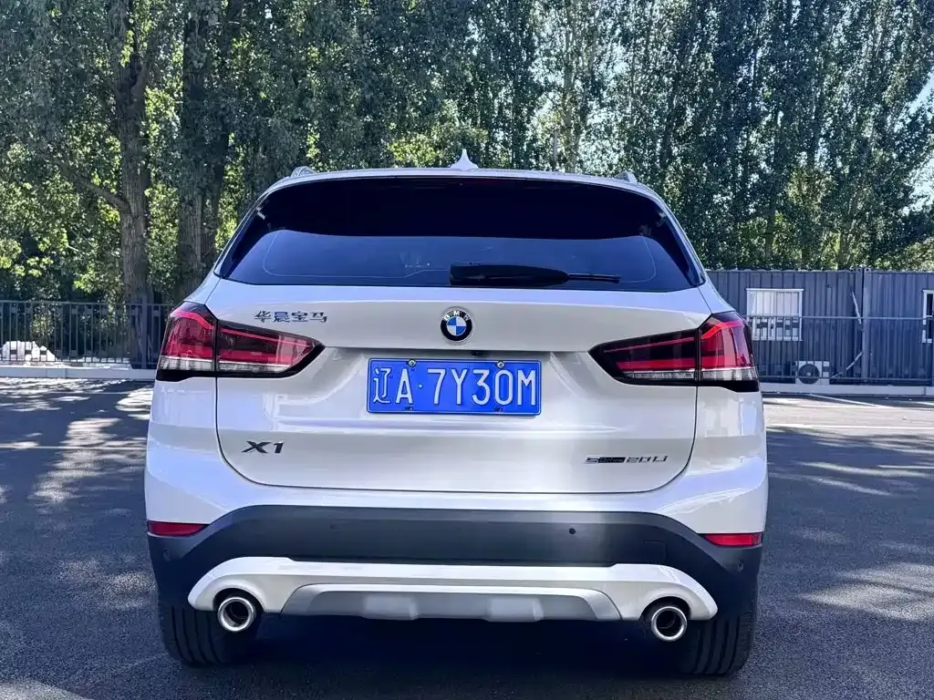 BMW X1 — фото 10