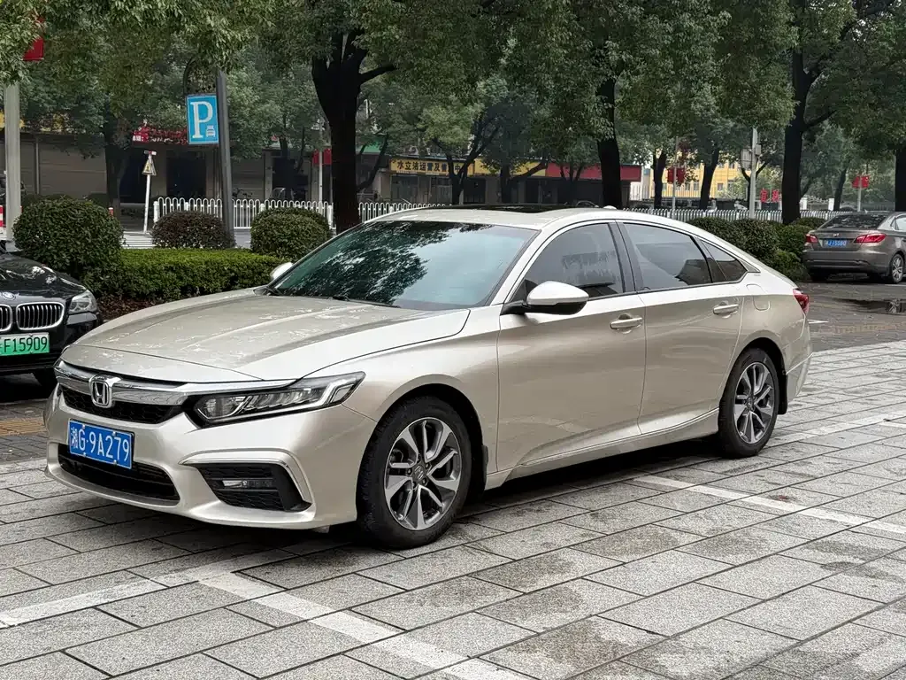 Honda Inspire — фото 1