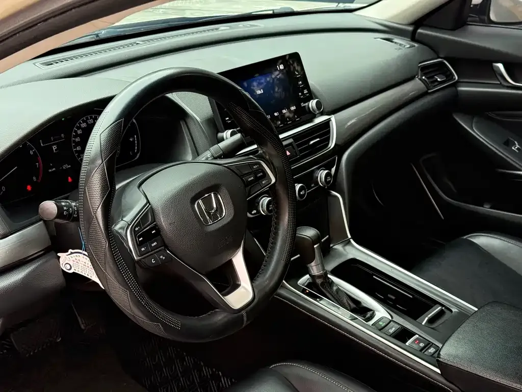 Honda Inspire — фото 8