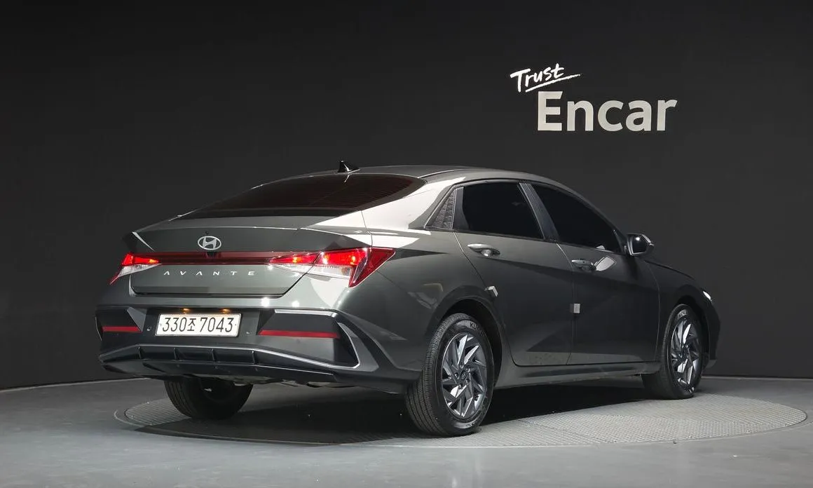 Hyundai AVANTE — фото 4