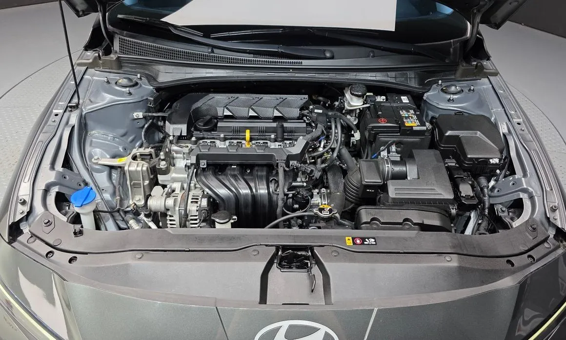 Hyundai AVANTE — фото 9