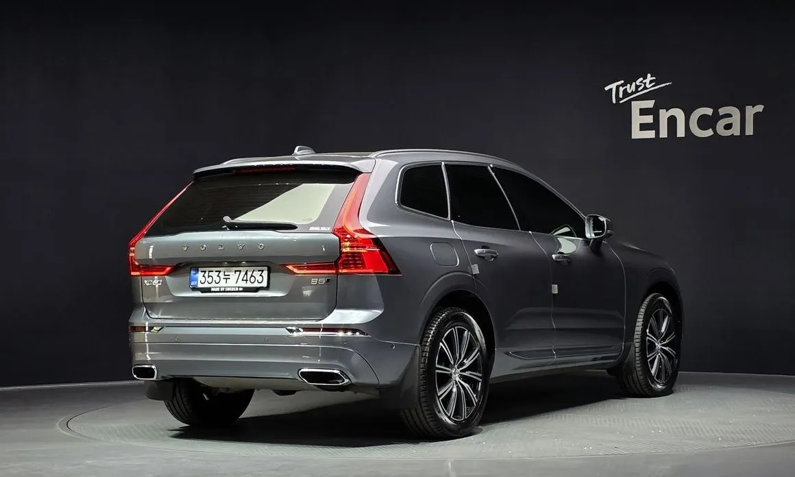 Volvo XC60 — фото 5