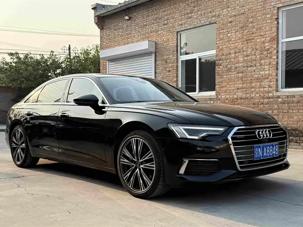 Audi A6L — фото 8