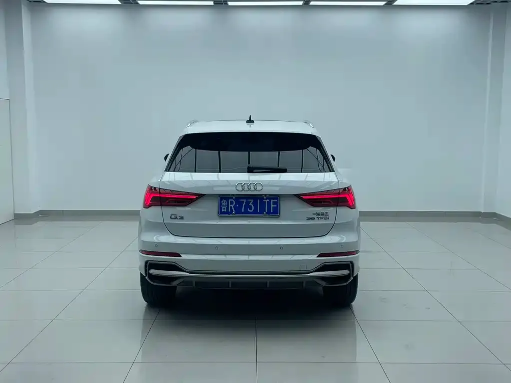 Audi Q3 — фото 5
