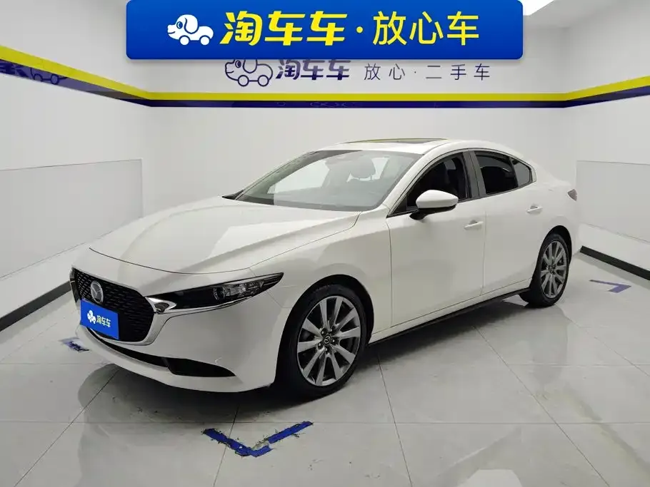 Mazda 3 Axela — фото 1