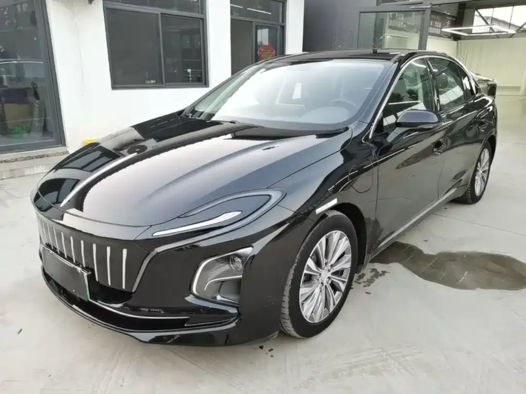 Hongqi E-QM5 — фото 1