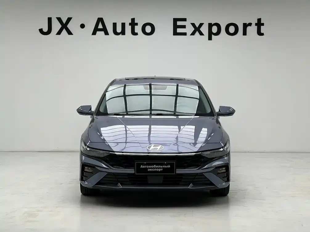 Hyundai Elantra — фото 3