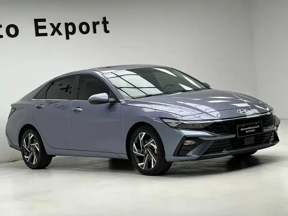 Hyundai Elantra — фото 4