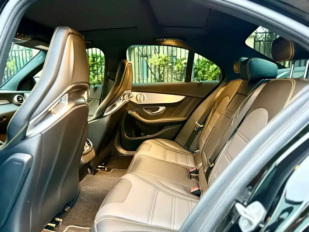 Mercedes-Benz C-Class AMG — фото 4