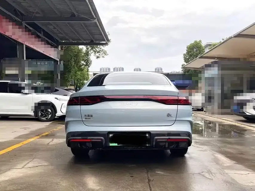 BYD Qin L — фото 6