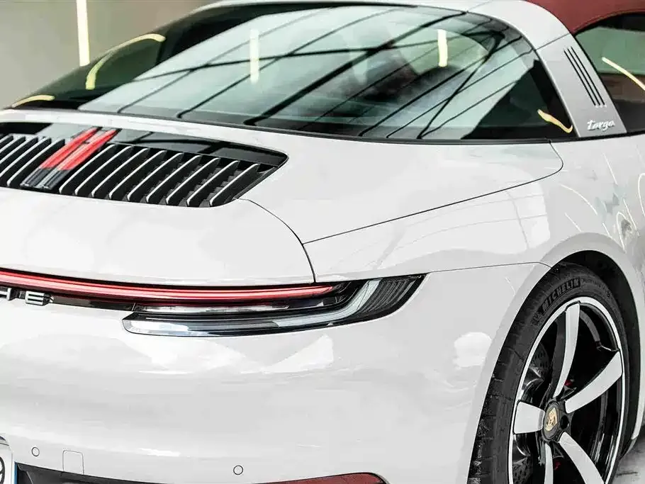 Porsche 911 — фото 4