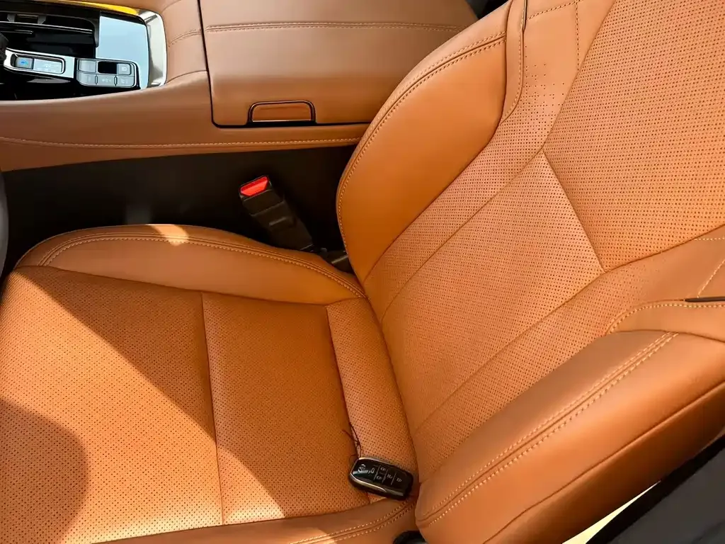 Toyota Vellfire — фото 9