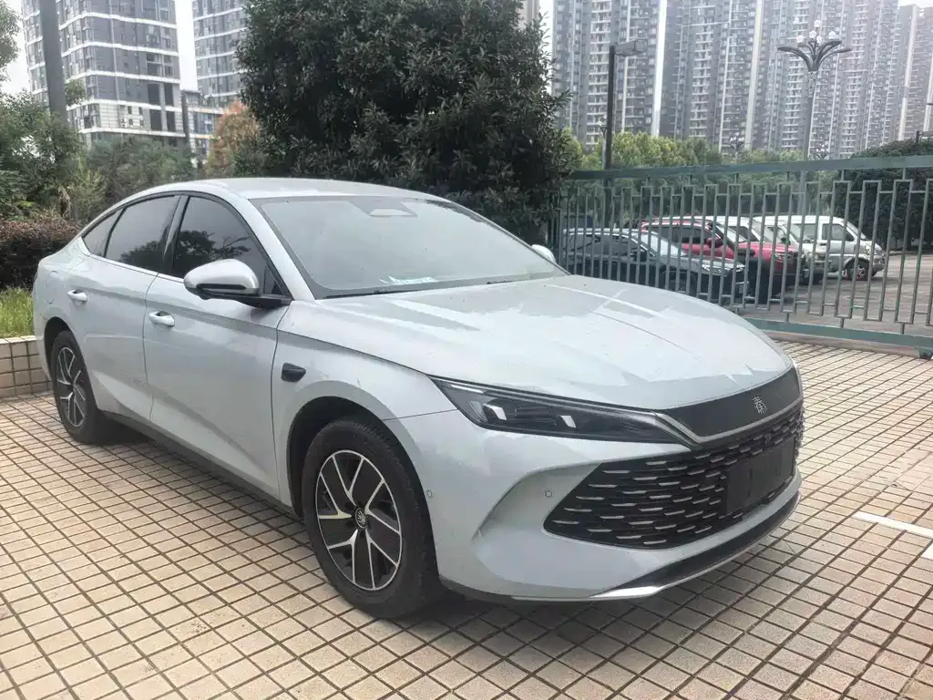 BYD Qin L — фото 7