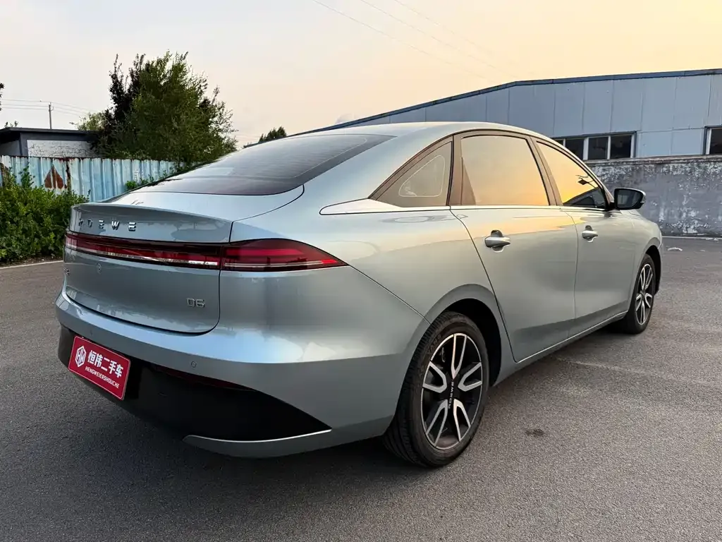 Roewe D6 — фото 9