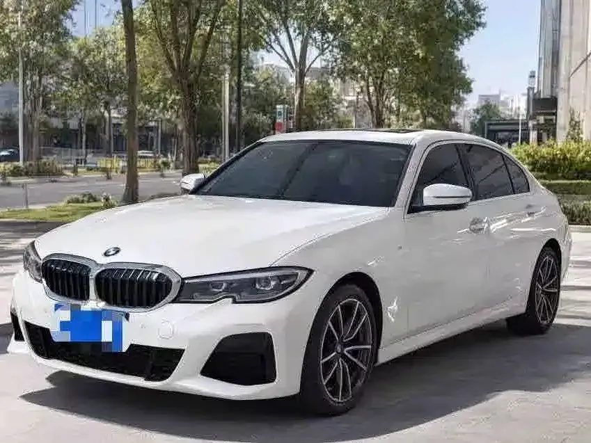 BMW 3 Series — фото 1