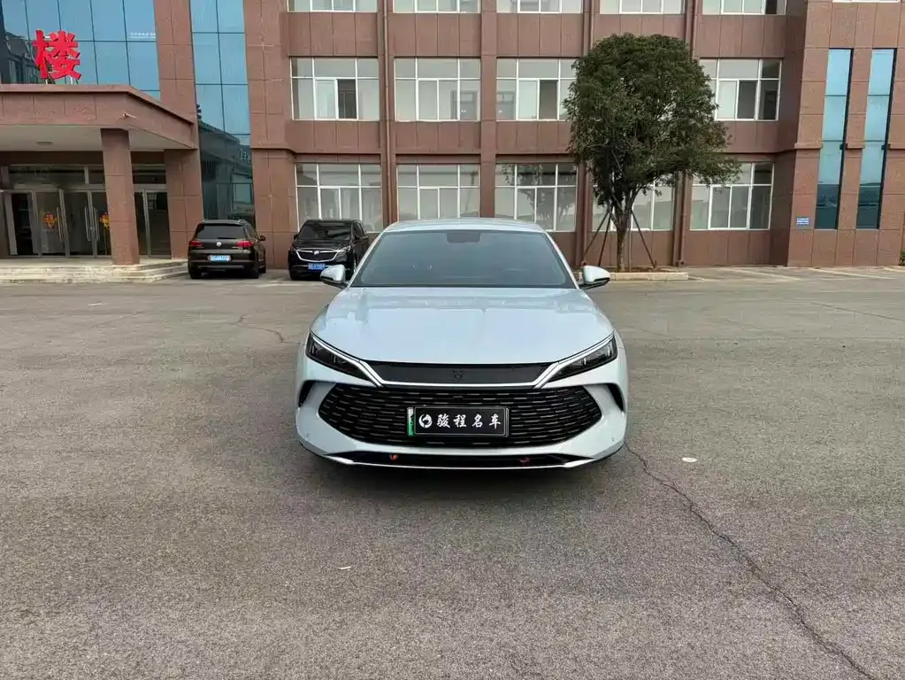 BYD Qin L — фото 1