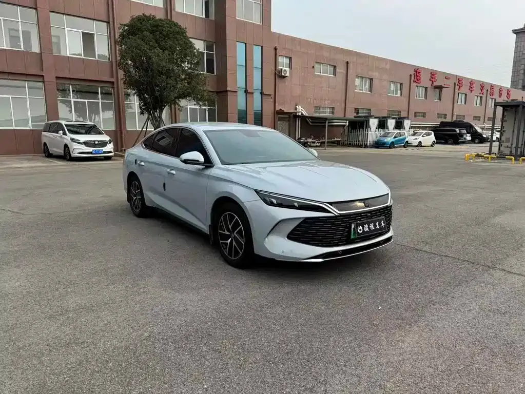 BYD Qin L — фото 9