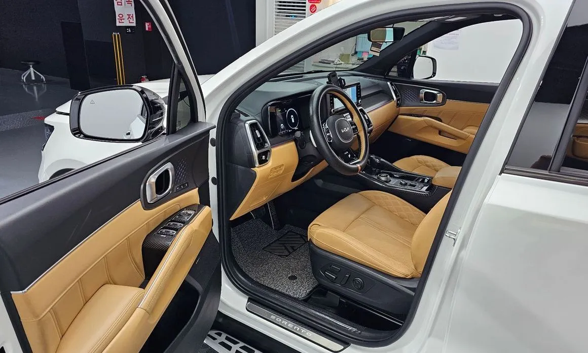 Kia Sorento — фото 10