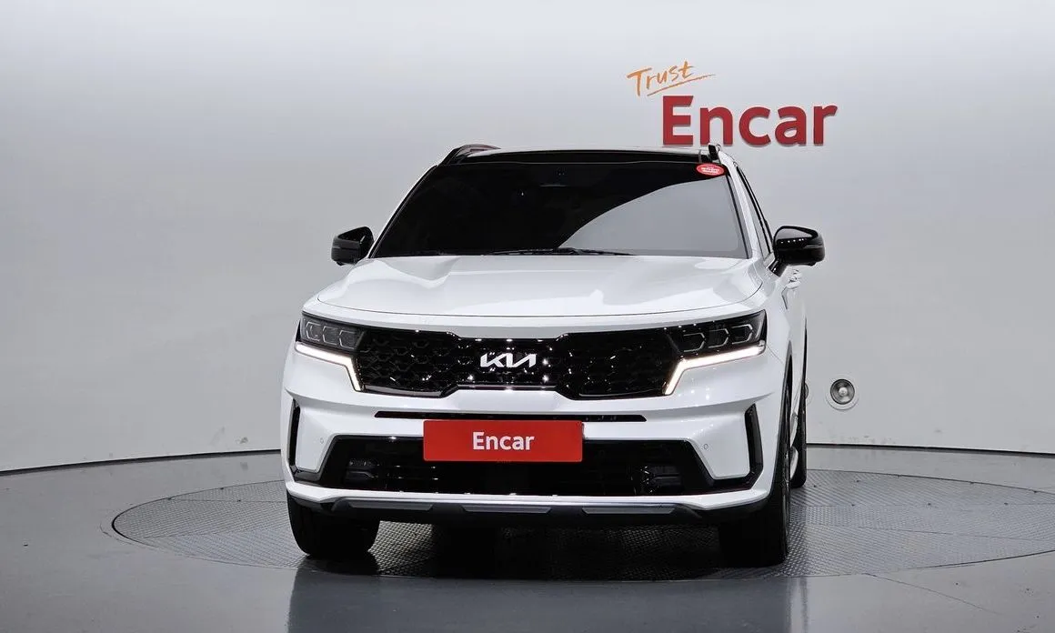 Kia Sorento — фото 5
