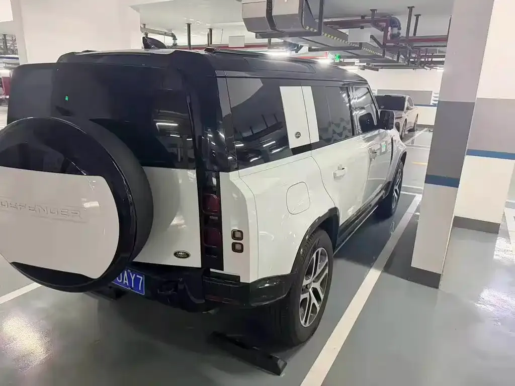 Land Rover Defender — фото 5