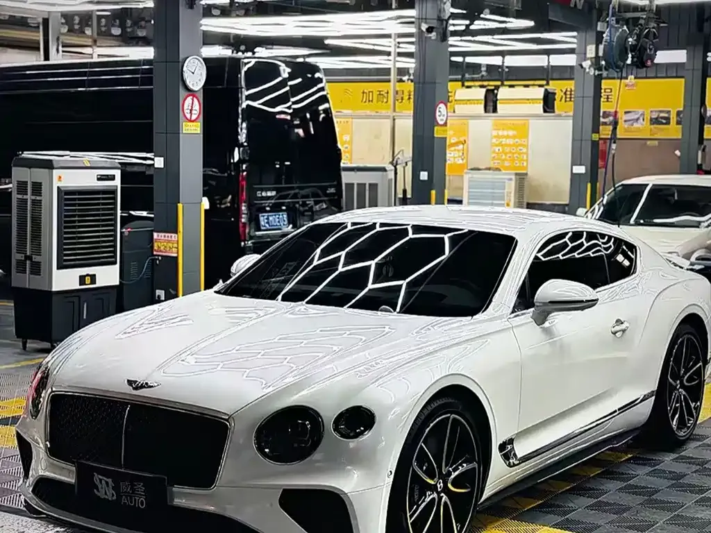 Bentley Continental — фото 1