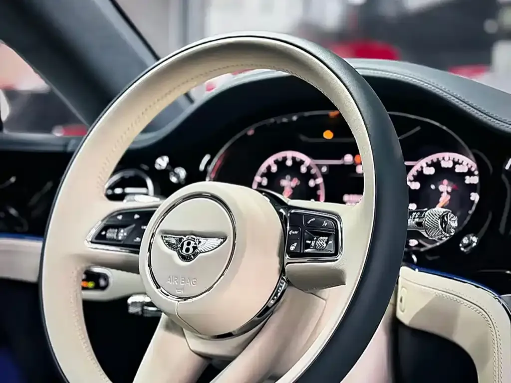 Bentley Continental — фото 2