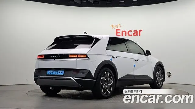 Hyundai Ioniq5 — фото 5
