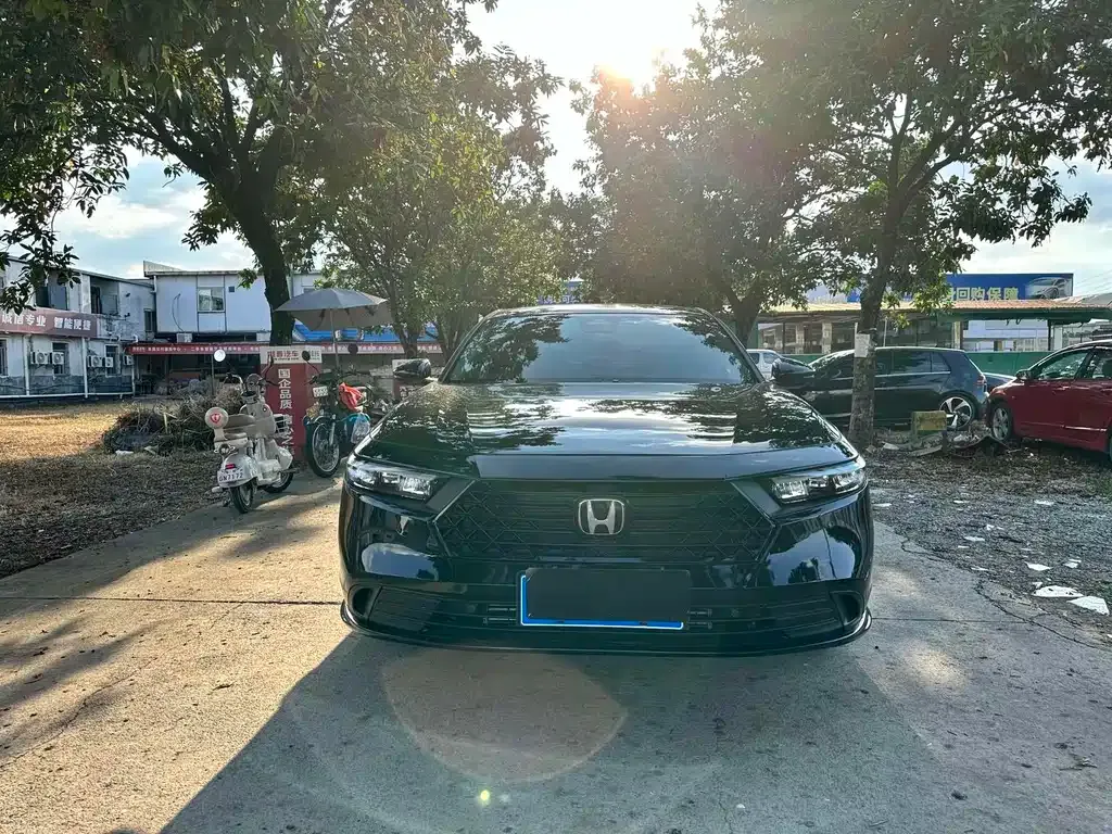 Honda Accord — фото 4