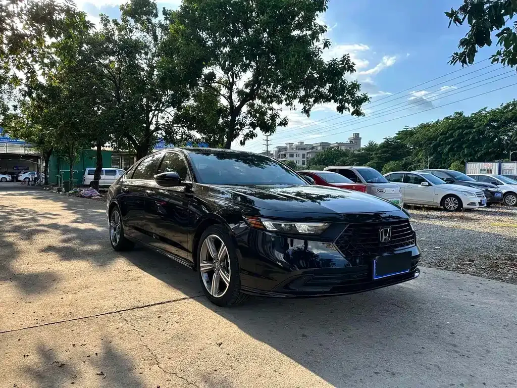 Honda Accord — фото 6
