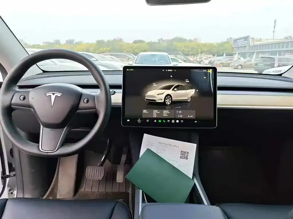 Tesla Model Y — фото 5