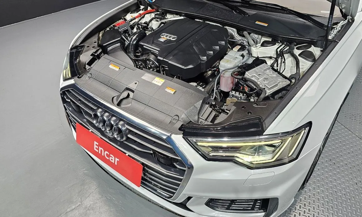 Audi A6 — фото 8
