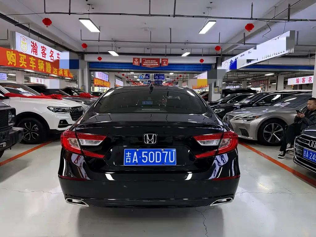 Honda Accord — фото 4