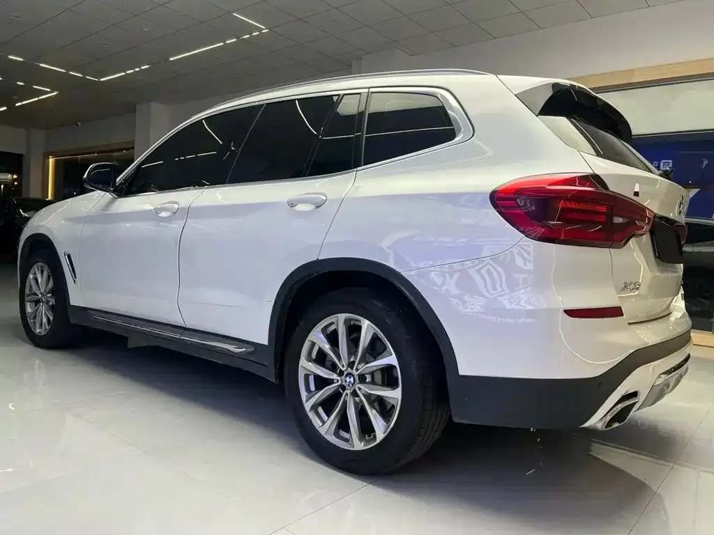 BMW X3 — фото 3
