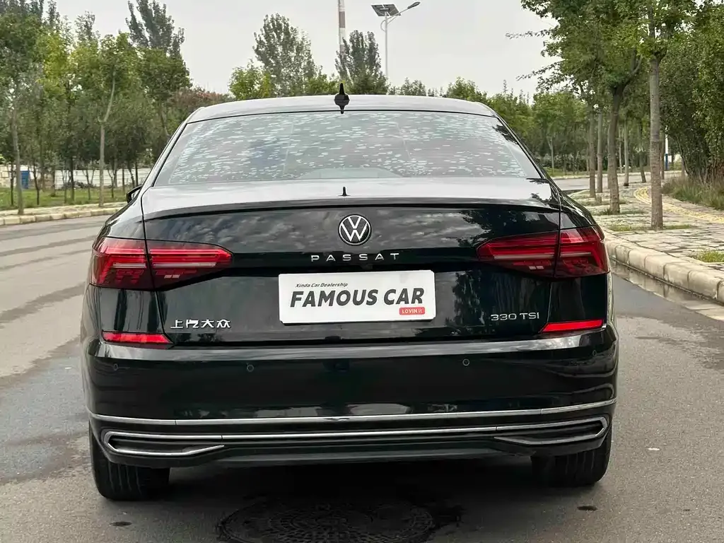 Volkswagen Passat — фото 2