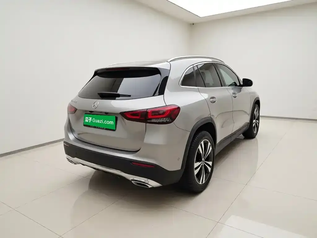 Mercedes-Benz GLA — фото 8