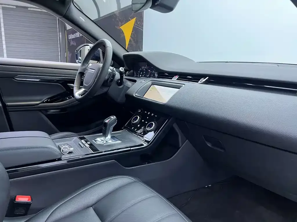 Land Rover Evoque — фото 9