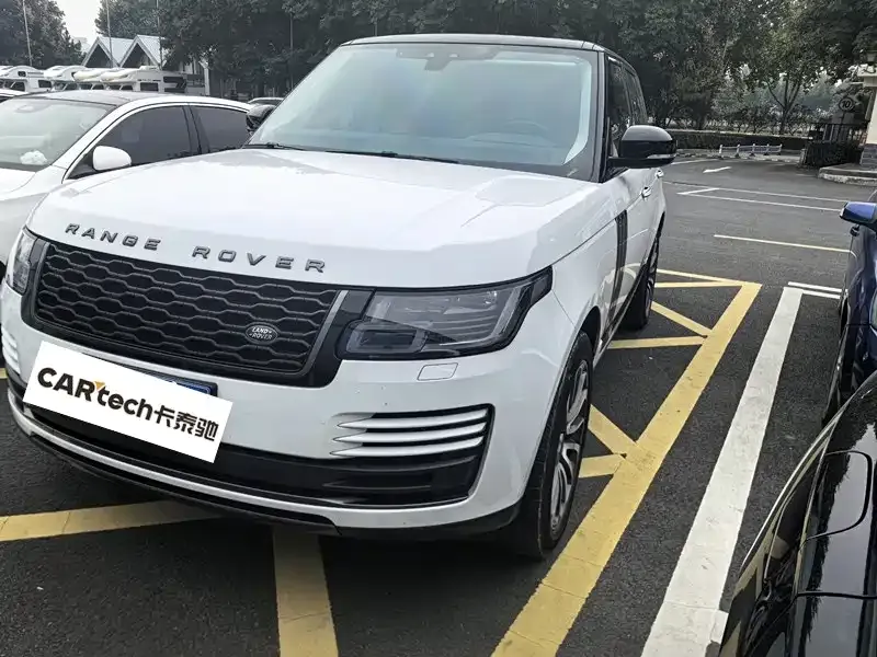 Land Rover Range Rover — фото 1